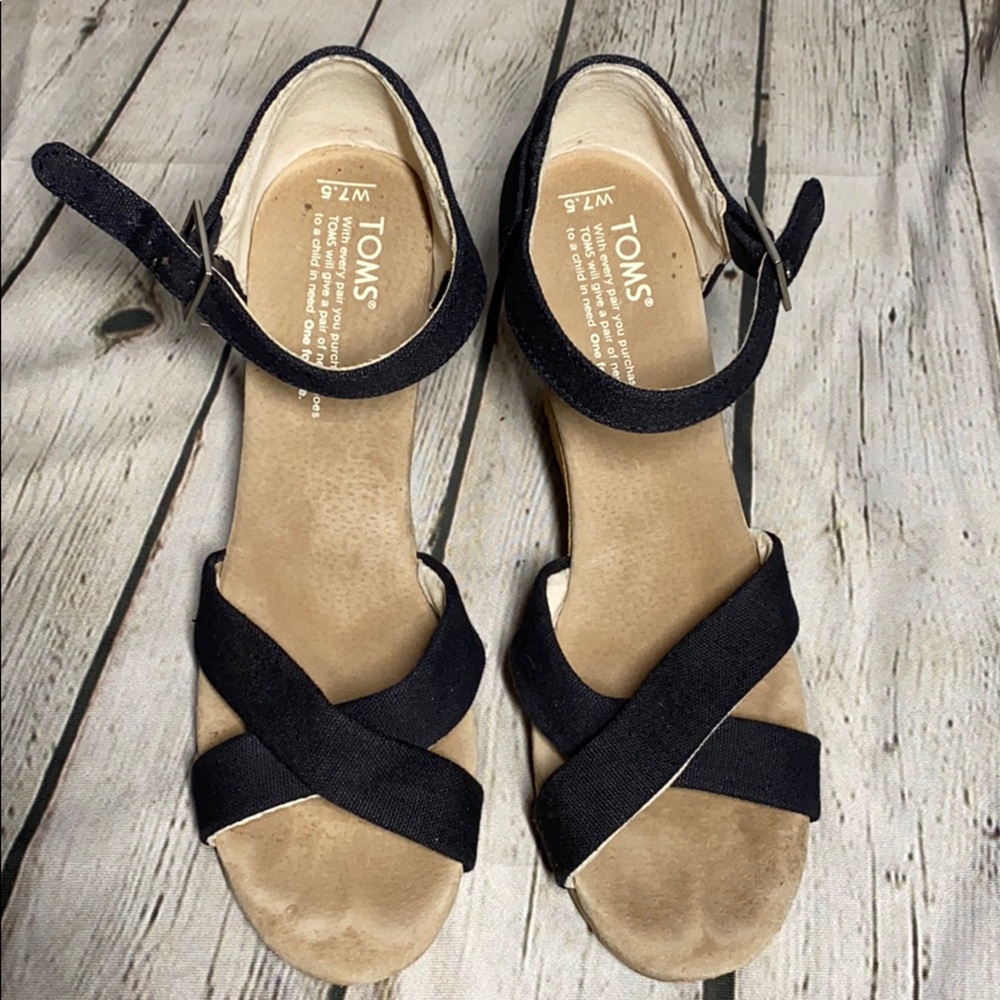TOMS WEDGE SANDALS BLACK SIZE 7.5